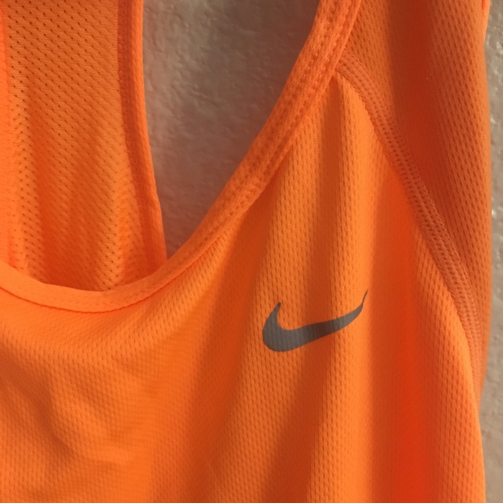 Nike Dri fit Running tank Medium - Picture 4 of 6